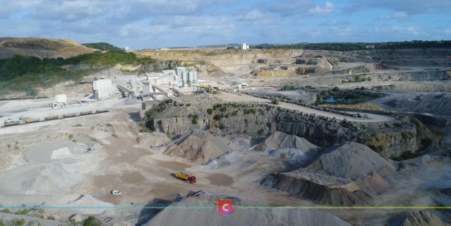 La Carrière de la Vallée Heureuse vue du ciel